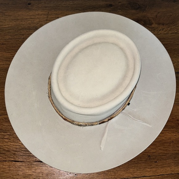 Resistol Diamond Horseshoe western cowboy cowgirl felt hat with feather band - Picture 2 of 16